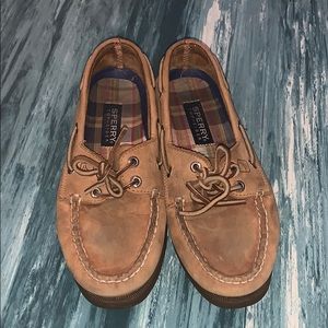Sperry top-sider boat shoes